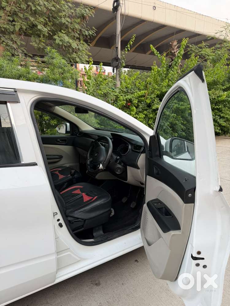 Renault Triber Rxl, 2019, Petrol