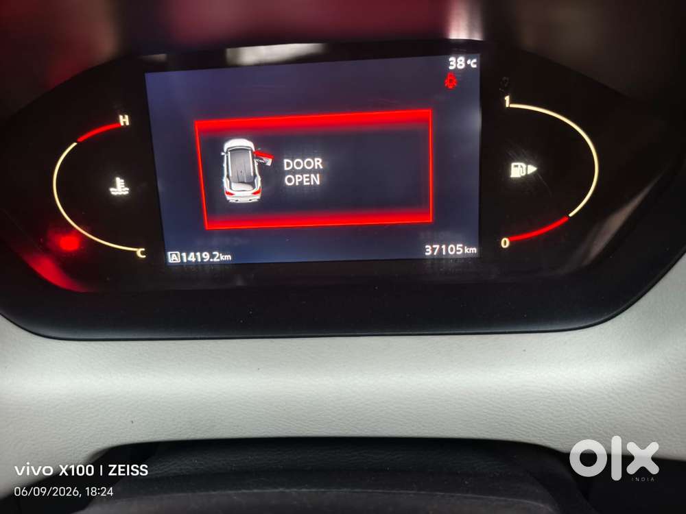 Nissan Magnite 1.0 Xv, 2023, Petrol