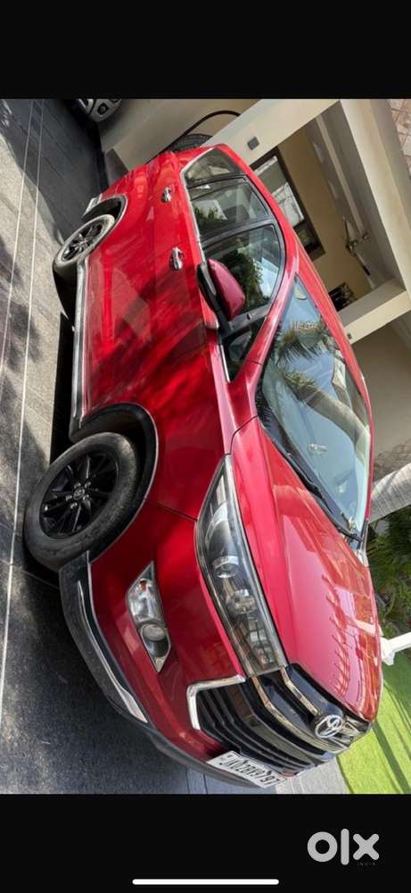 Toyota Innova Crysta Touring Sport Mt 2017 95000 Kms