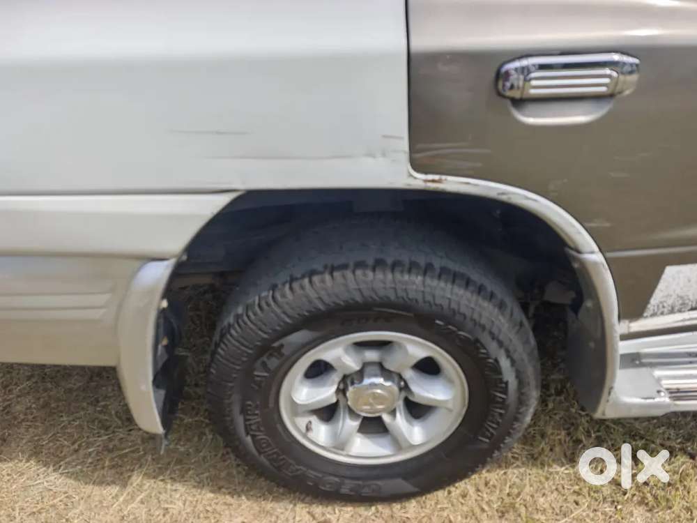 Mitsubishi Pajero Sfx  2014
