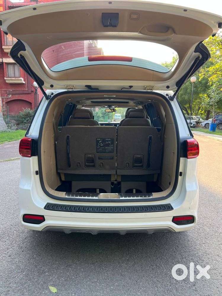 Kia Carnival Limousine Plus 7 Str, 2023, Diesel