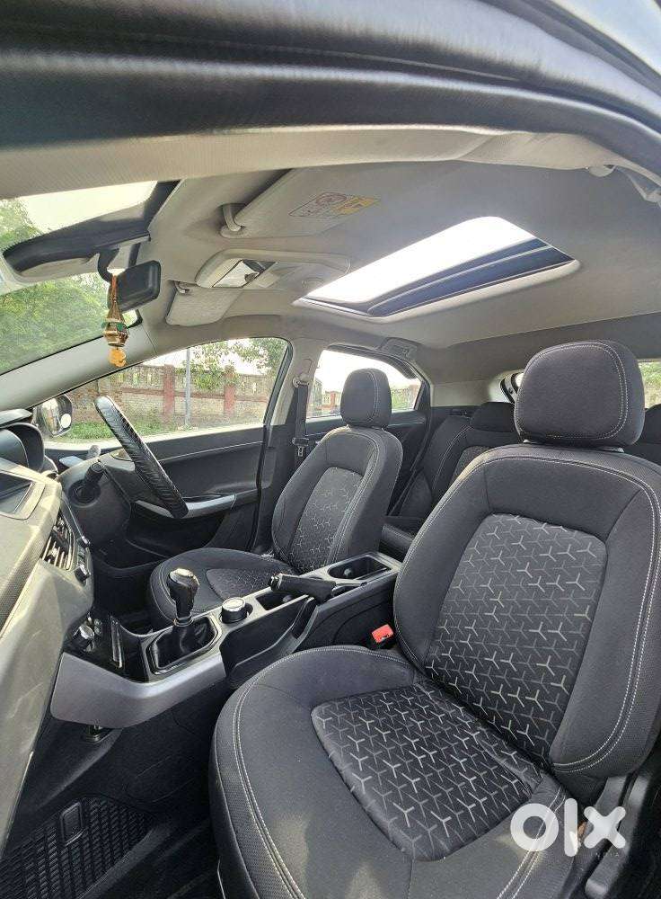 Tata Nexon 1.5 Revotorq Xm (s), 2020, Diesel