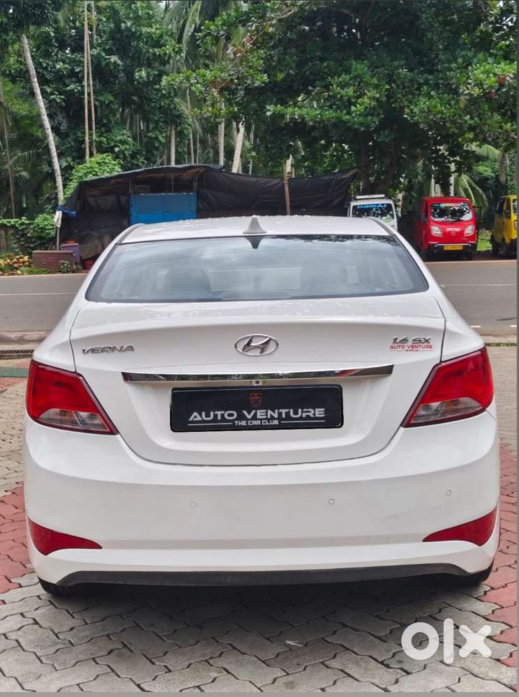 Hyundai Verna 1.6 Vtvt Sx, 2017, Petrol
