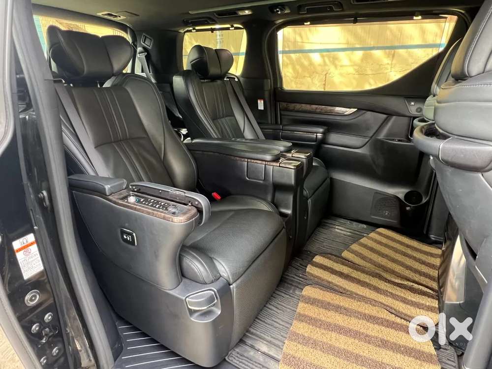 Toyota Vellfire 2.5 Hybrid, 2020, Petrol