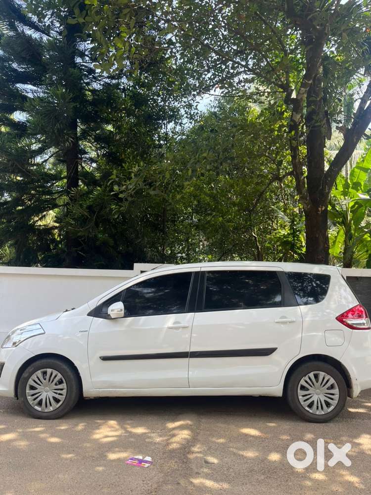 Maruti Suzuki Ertiga 2014 Diesel 166000 Km Driven Well Maintained