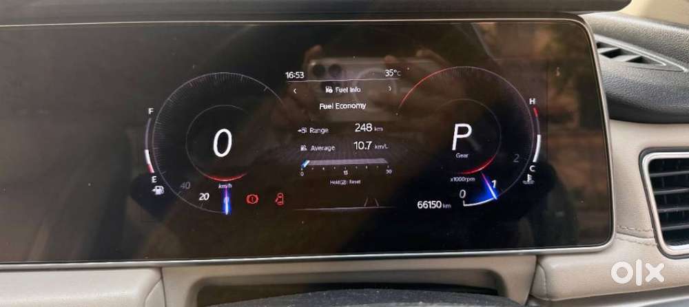 Mahindra Xuv700 2.0 Ax 7 Petrol At Str, 2022, Petrol