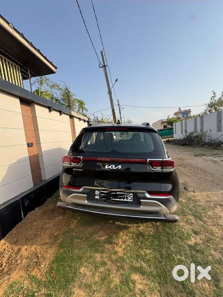 Kia Sonet 2023 Petrol Well Maintained