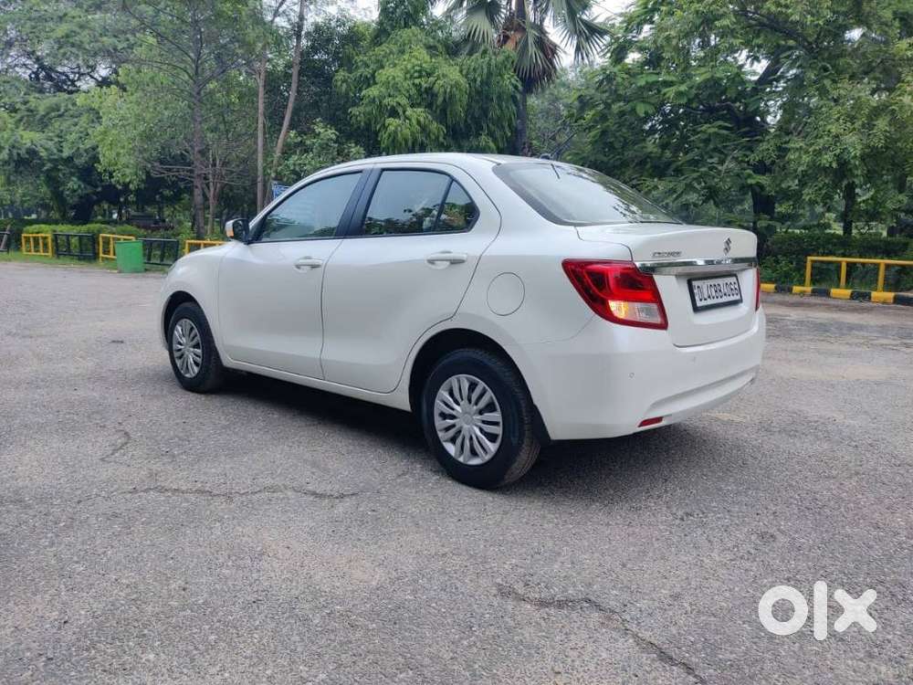 Maruti Suzuki Dzire 1.2 Vxi, 2022, Petrol
