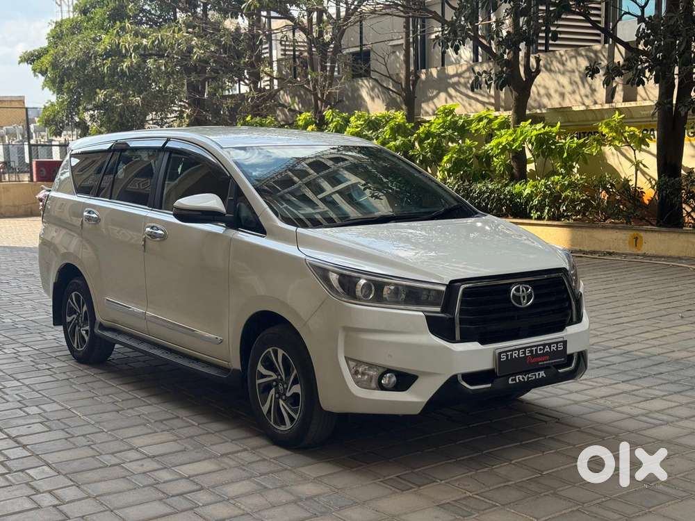 Toyota Innova Crysta 2.4 V, 2022, Diesel