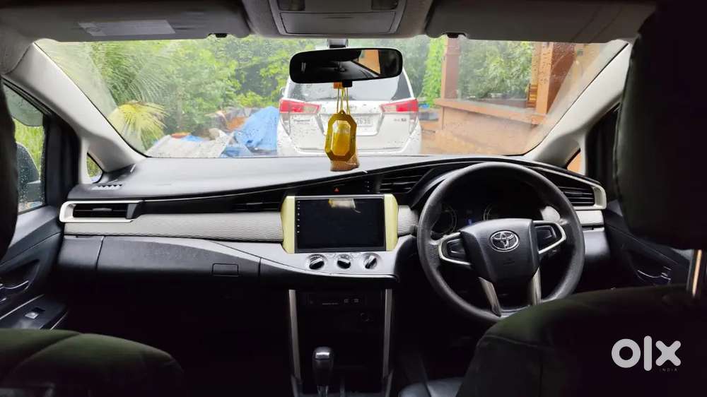 Toyota Innova Crysta 2016