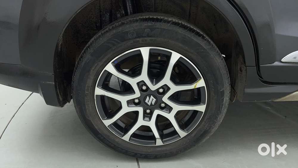 Maruti Suzuki Xl6 1.5 Alpha At, 2022, Petrol