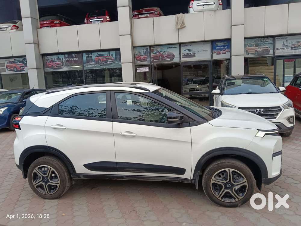 Tata Nexon 1.5 Revotorq Xma Amt, 2025, Petrol
