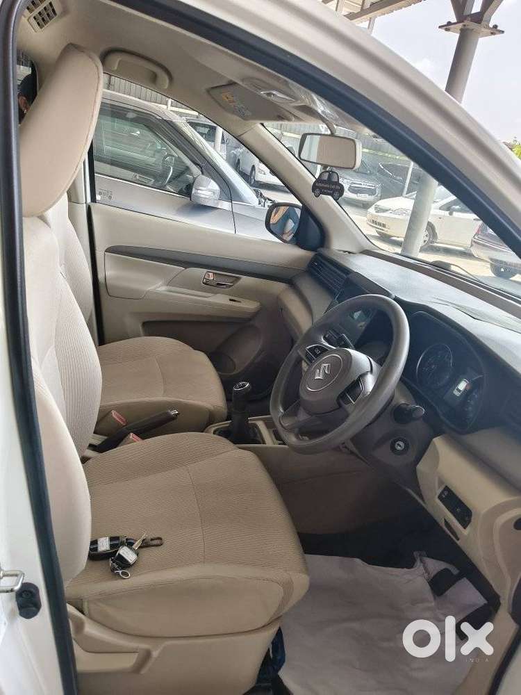 Maruti Suzuki Ertiga Vxi Petrol, 2022, Petrol