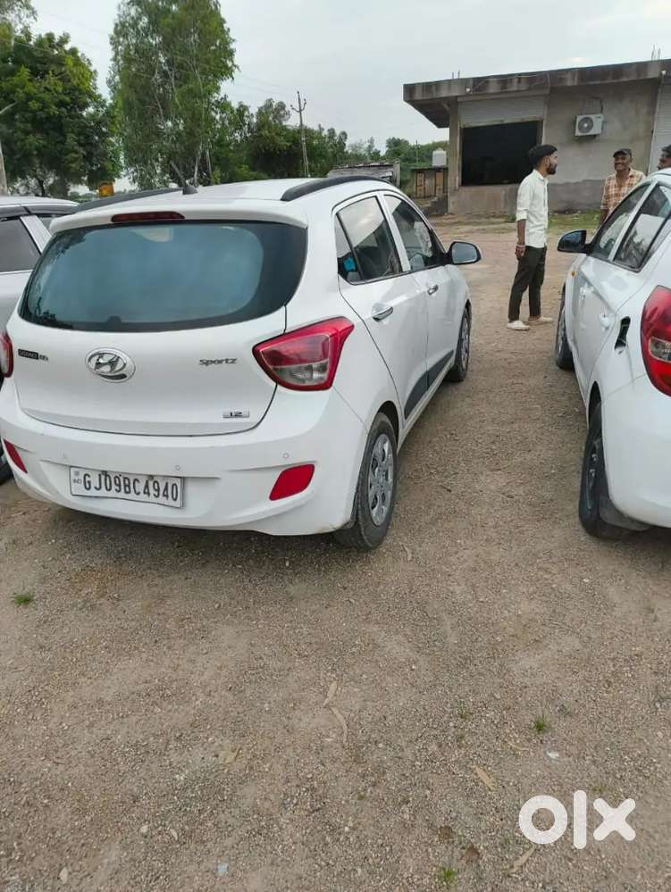 Hyundai Grand I10 2015 Cng & Hybrids 83000 Km Driven