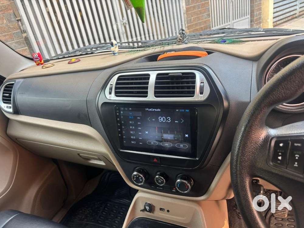 Mahindra Tuv 300 2016 Diesel Well Maintained