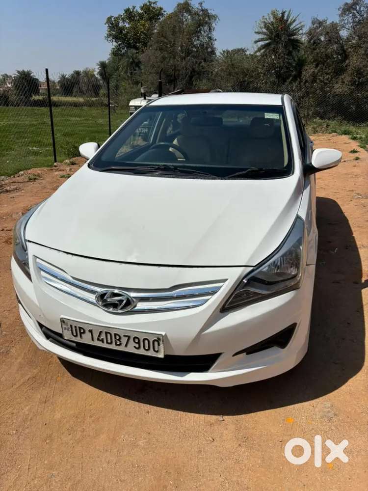 Verna 2017 Modal Fist Owner Showroom Condition 1l D.p.