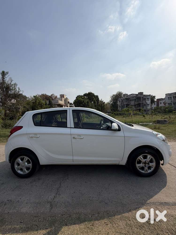 Hyundai I20 2010-2012 1.2 Sportz Option, 2011, Petrol