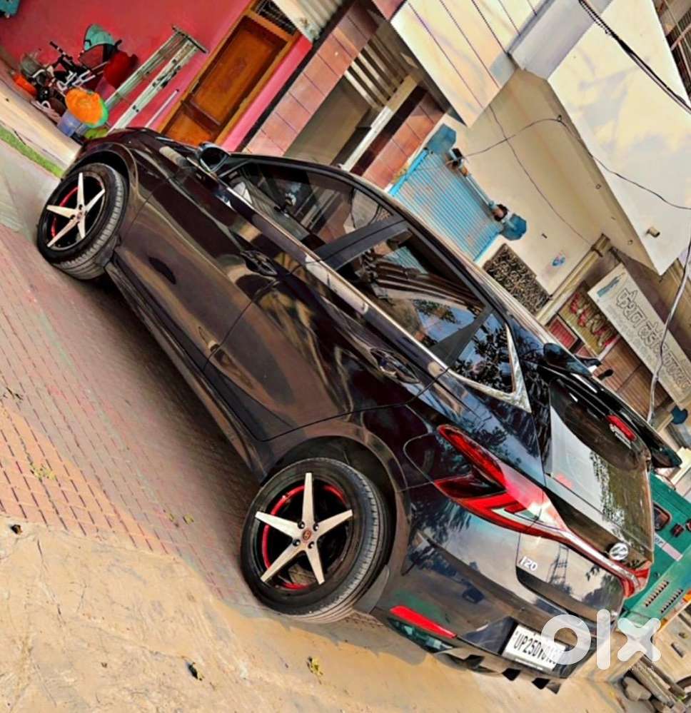 Single Hand Car New Condition Fully Modifed