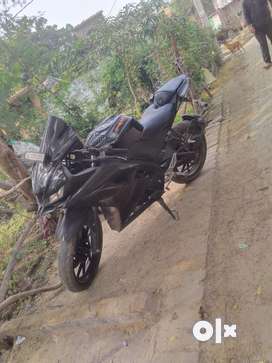 Buy Sell Second Hand Yamaha R15 V3 in Meerut Used Bikes in Meerut OLX