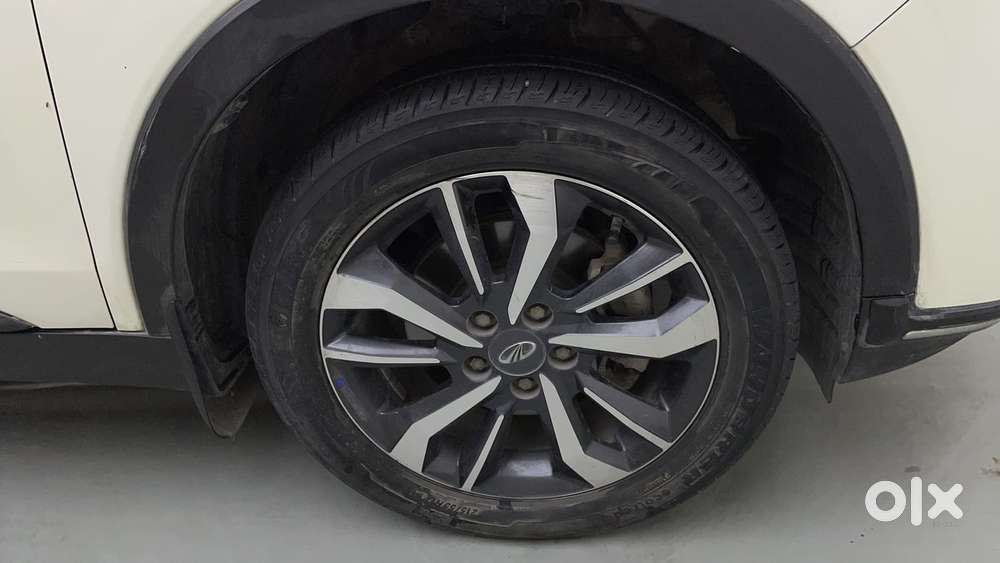Mahindra Xuv300 W8 (o) 1.5 Diesel Amt, 2021, Diesel