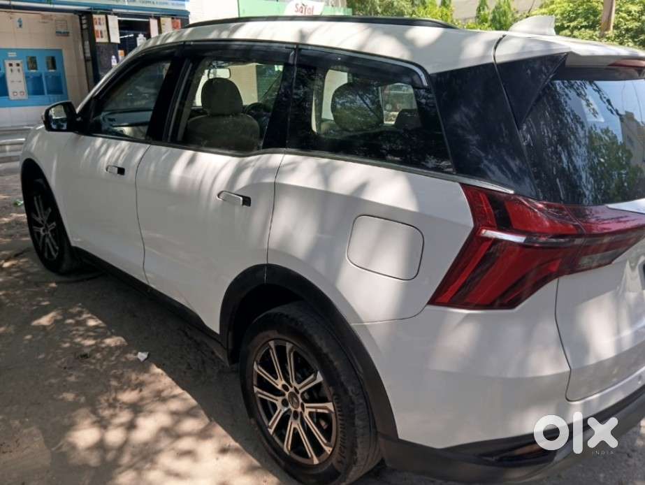 Mahindra Xuv700 2.2 Ax 7 Diesel At Luxury Pack Str, 2022, Diesel