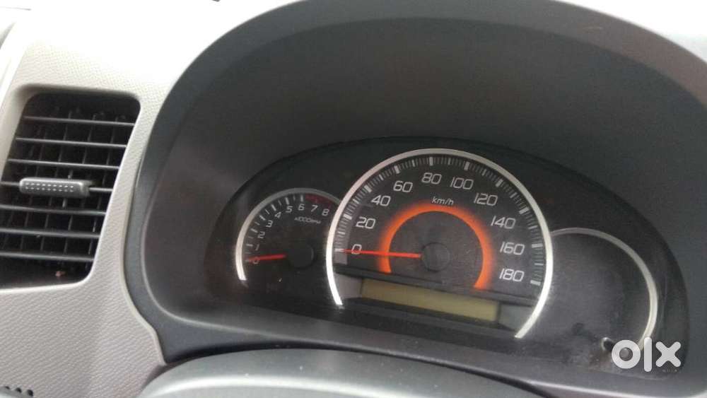 Maruti Suzuki Wagon R Vxi Minor, 2011, Petrol