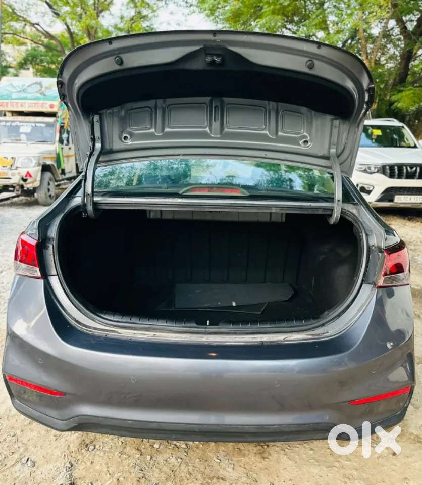 Hyundai Verna [ ] Fluidic 4s 1.6 Crdi Sx (o) At, 2017, Diesel