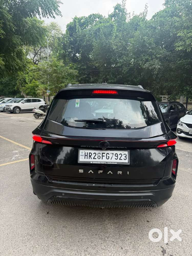 Tata Safari Accomplished Plus 6 Str Dark Edition At, 2024, Diesel