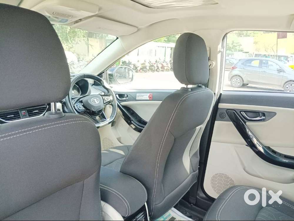 Tata Nexon Xza+ Premium Automatic Petrol, 2022 Bh Series Paid Till 28