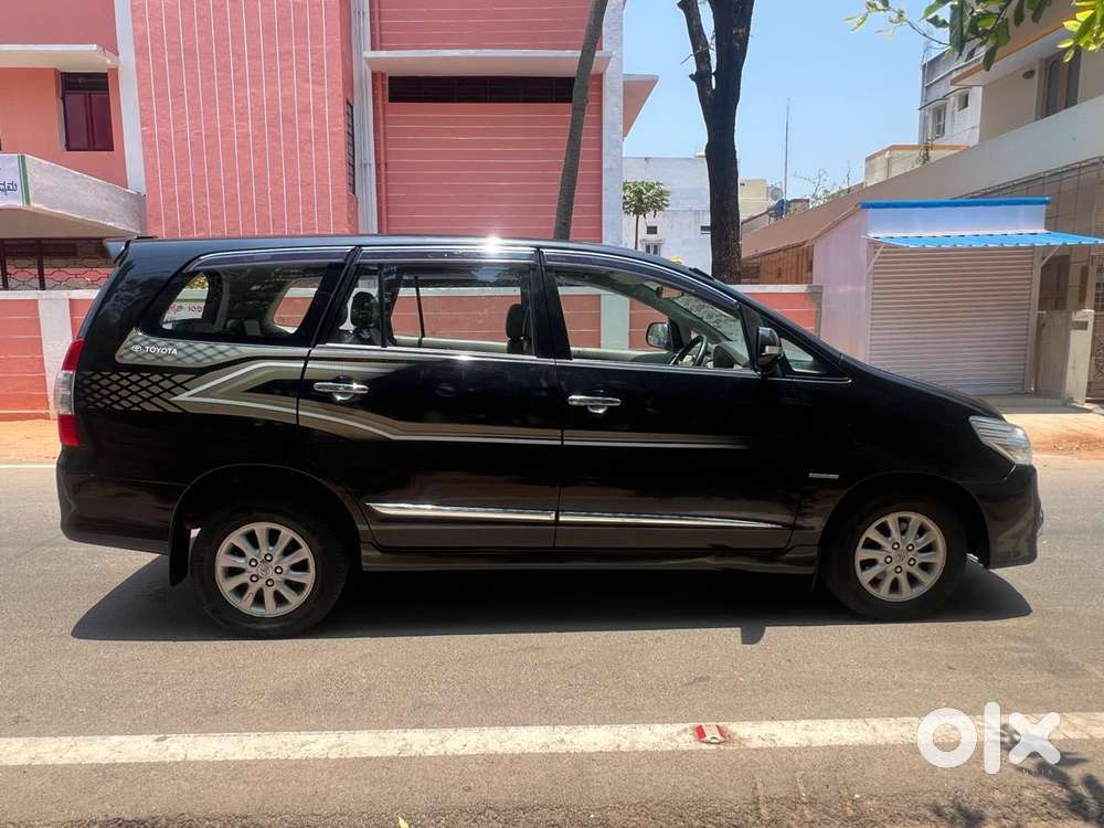 Toyota Innova 2.5 Zx 7 Str Bs-iv, 2014, Diesel