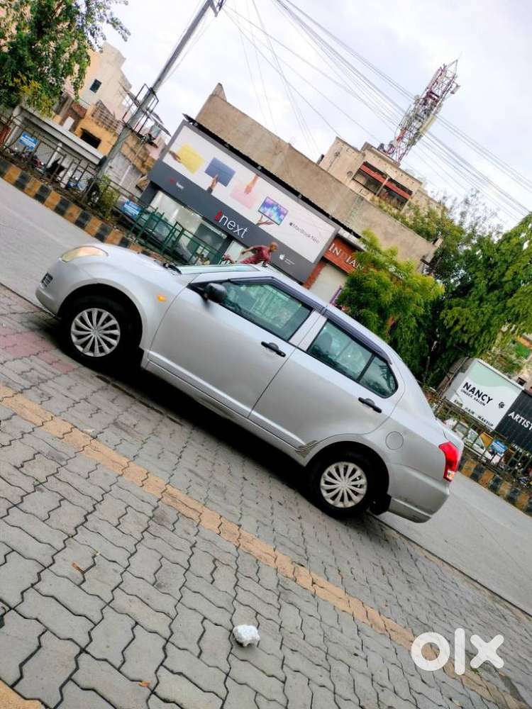 Maruti Suzuki Swift Dzire Lxi, 2011, Petrol