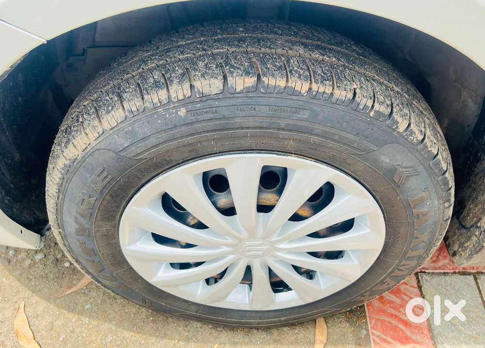 Maruti Suzuki Swift Dzire Vdi Bsiv, 2015, Diesel