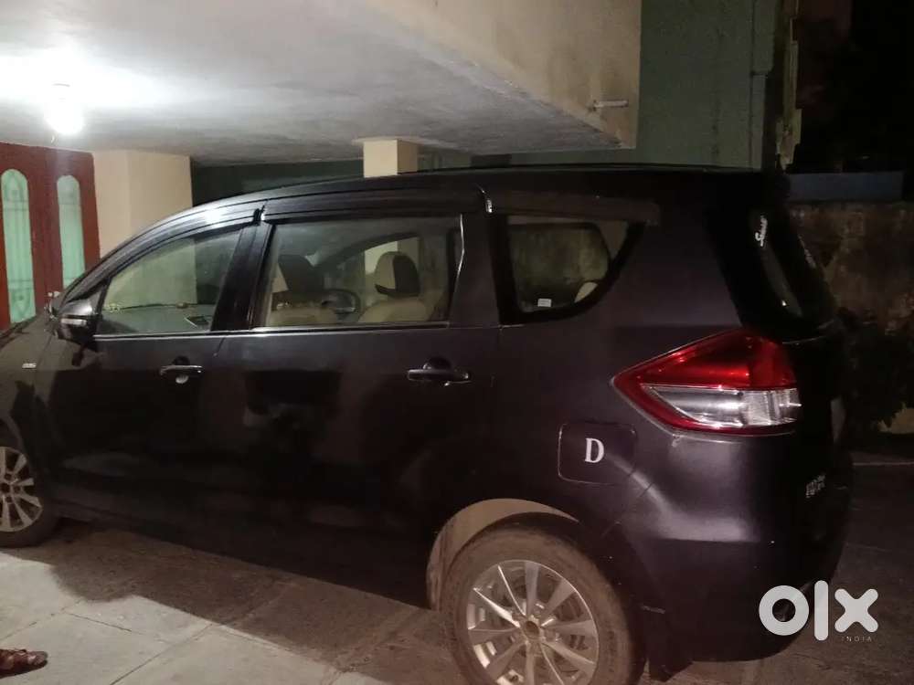 Maruti Suzuki Ertiga 2013 Diesel 98000 Km Driven