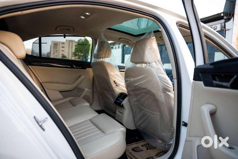 Skoda Superb 2.0 L&k Tsi At, 2021, Petrol