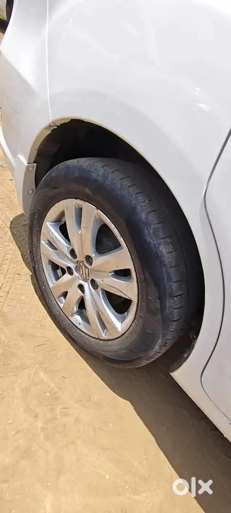 Maruti Ertiga Zdi+hayebrid
