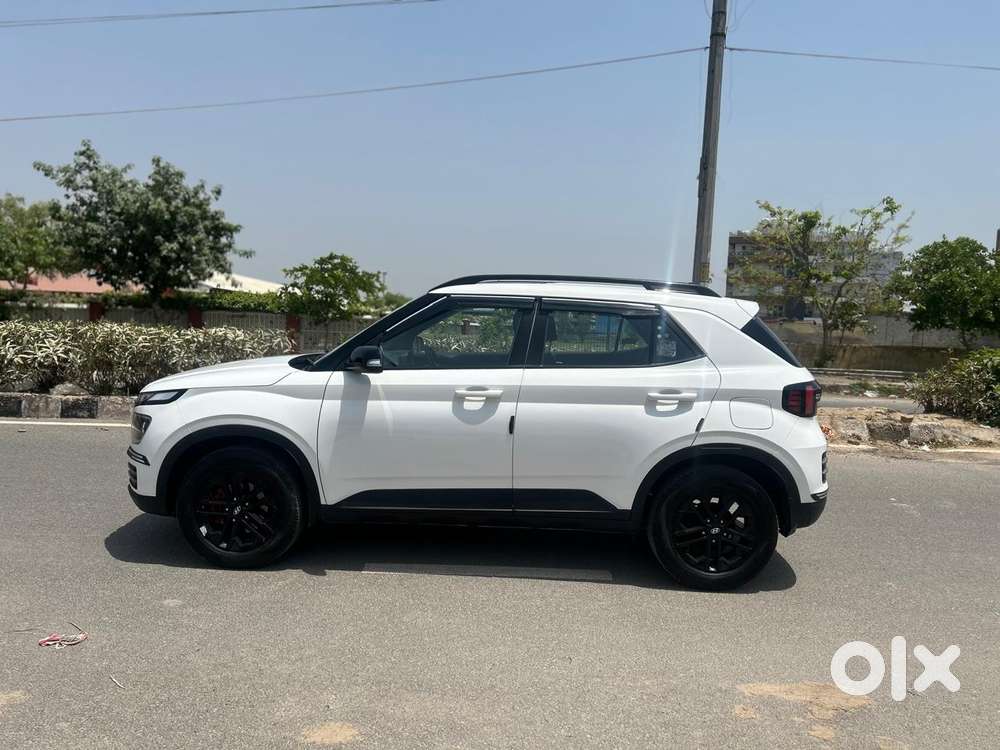 Hyundai Venue 1.0 Sx (o) Turbo Dct, 2024, Petrol