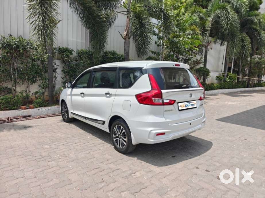 Maruti Suzuki Ertiga 1.5 Zxi Plus Shvs, 2023, Petrol
