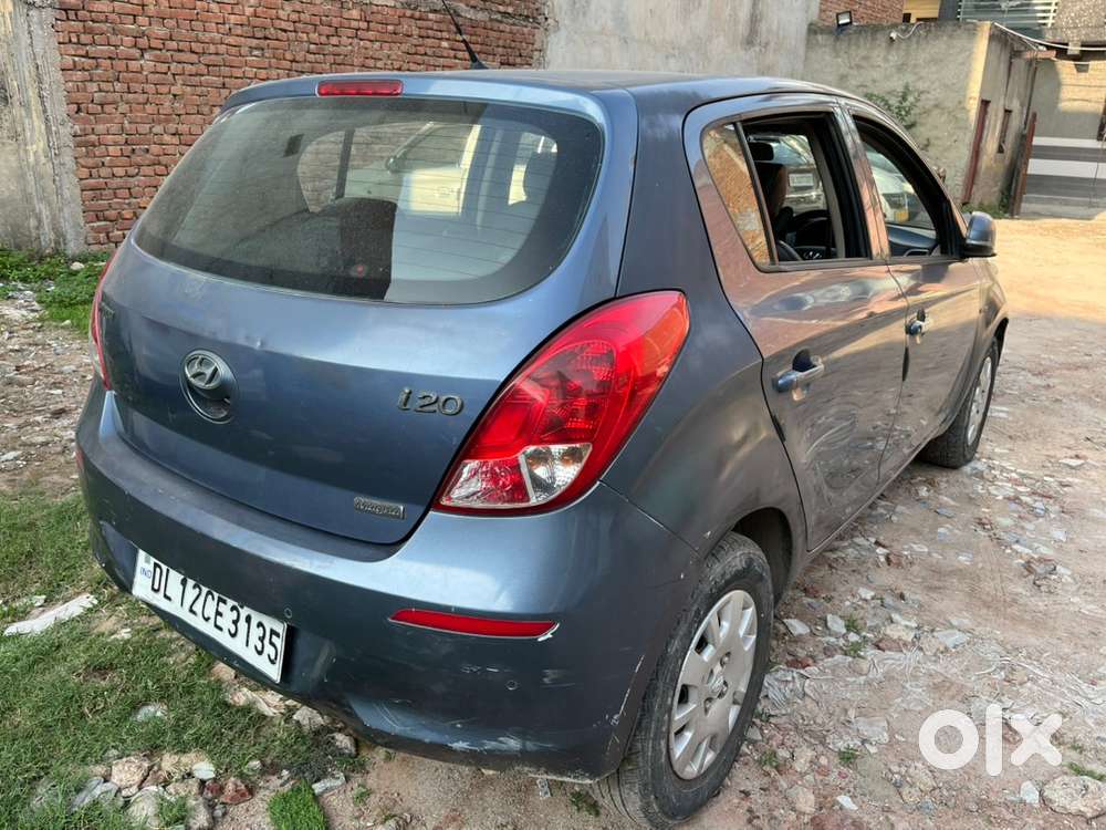 Well Maintained Hyundai I20 2012(november) Car. Excellent Milage