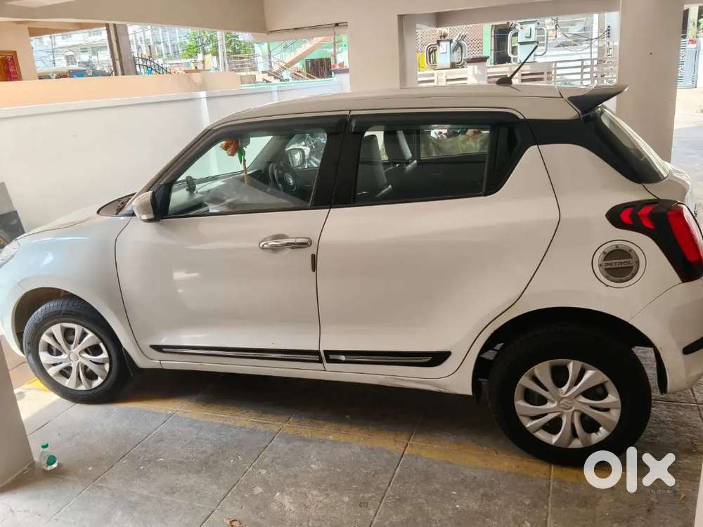 Maruti Swift Vxi 2020