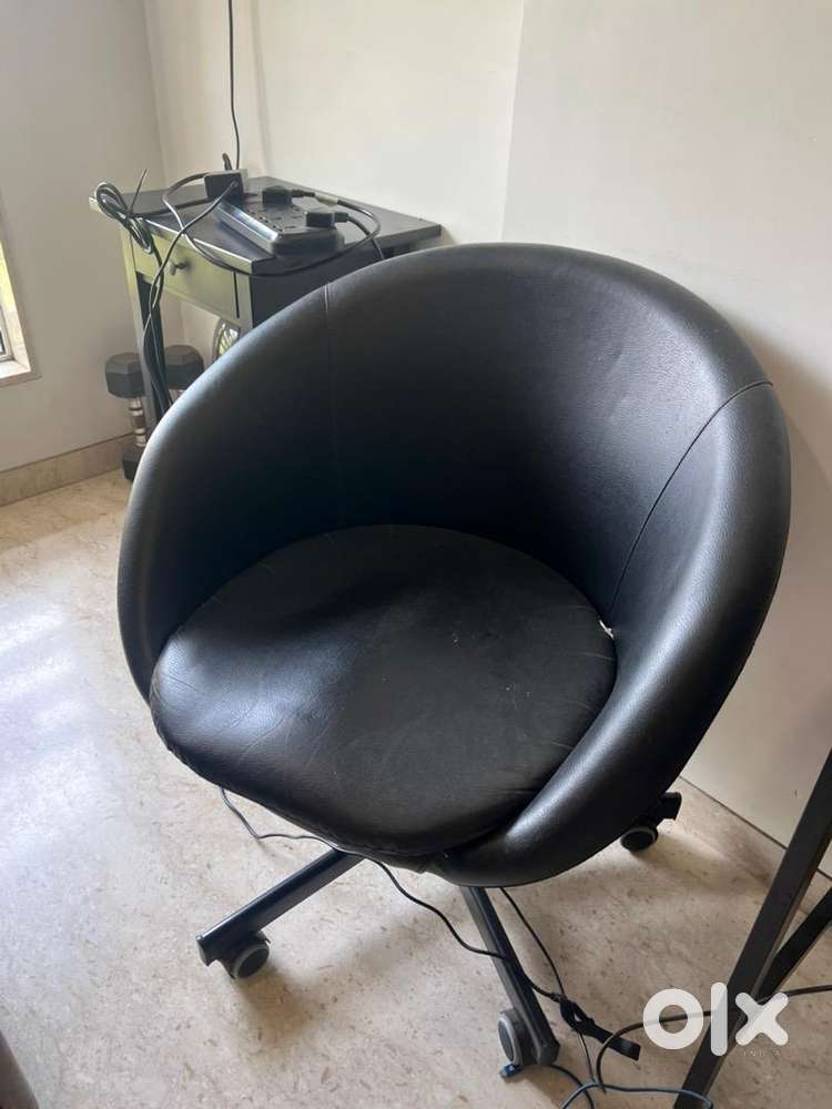 Rotating Chair Buy Sell Used Furniture in India OLX