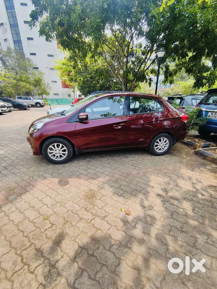 Honda Amaze 2014 Vx Automatic  Petrol  Good Condition