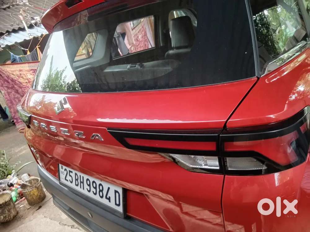 Maruti Suzuki Brezza Vxi 2025