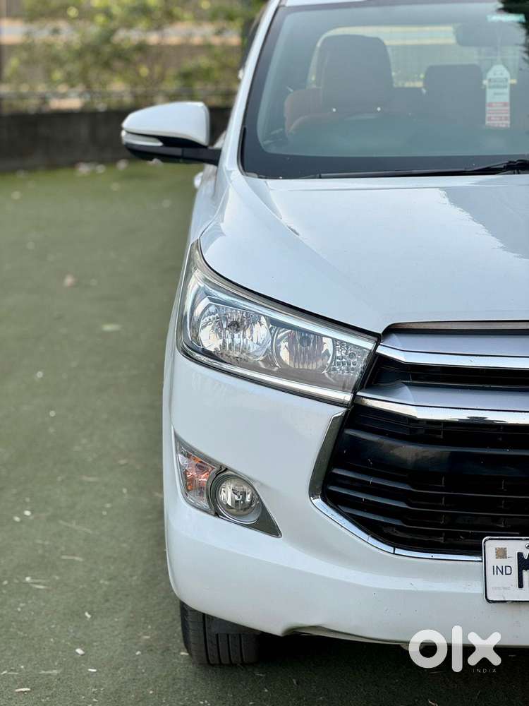 Toyota Innova Crysta 2.8 Gx At, 2017, Diesel