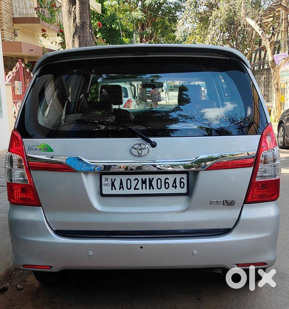 Toyota Innova 2.5 G (diesel) 8 Seater, 2014, Diesel