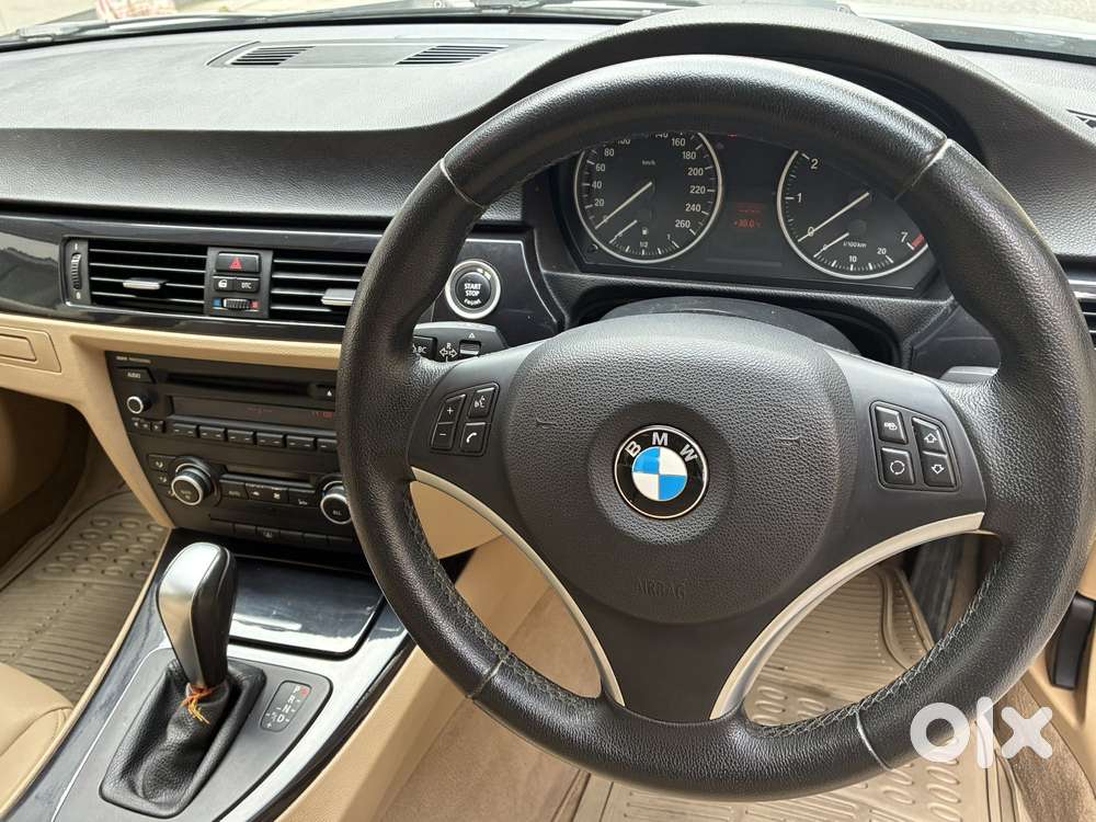 Bmw 3 Series 2.0 320i Sedan, 2011, Petrol