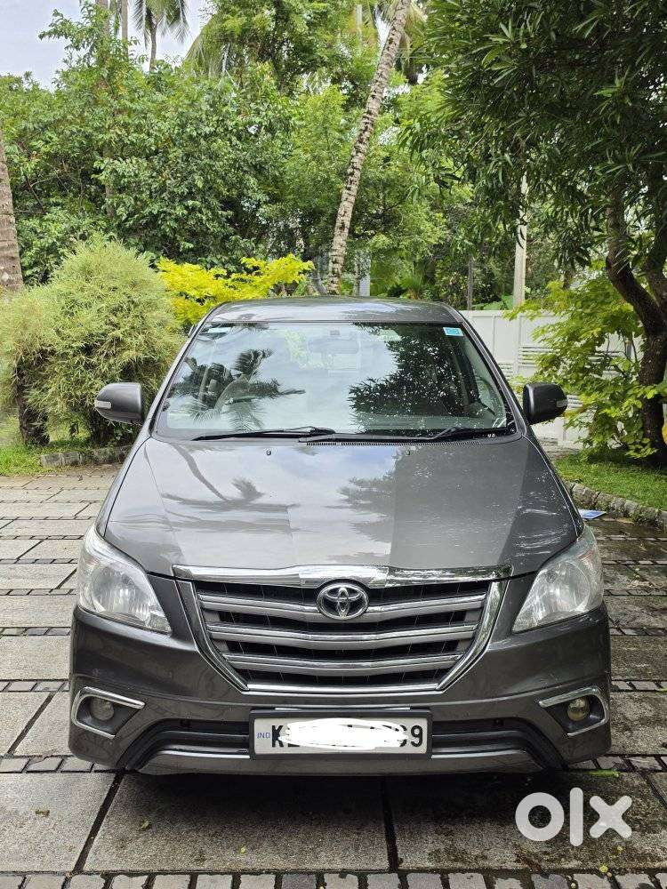 Toyota Innova 2.5 V 7 Str, 2013, Diesel