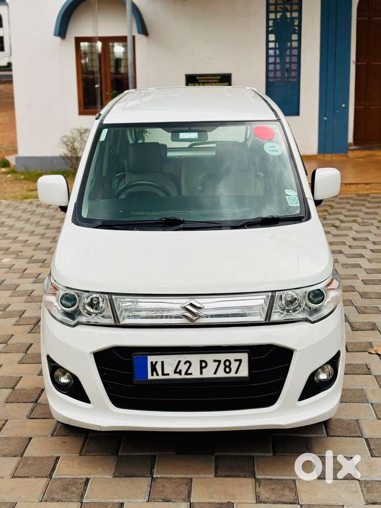 Maruti Suzuki Wagon R Stingray 1.0 Vxi Plus, 2017, Petrol
