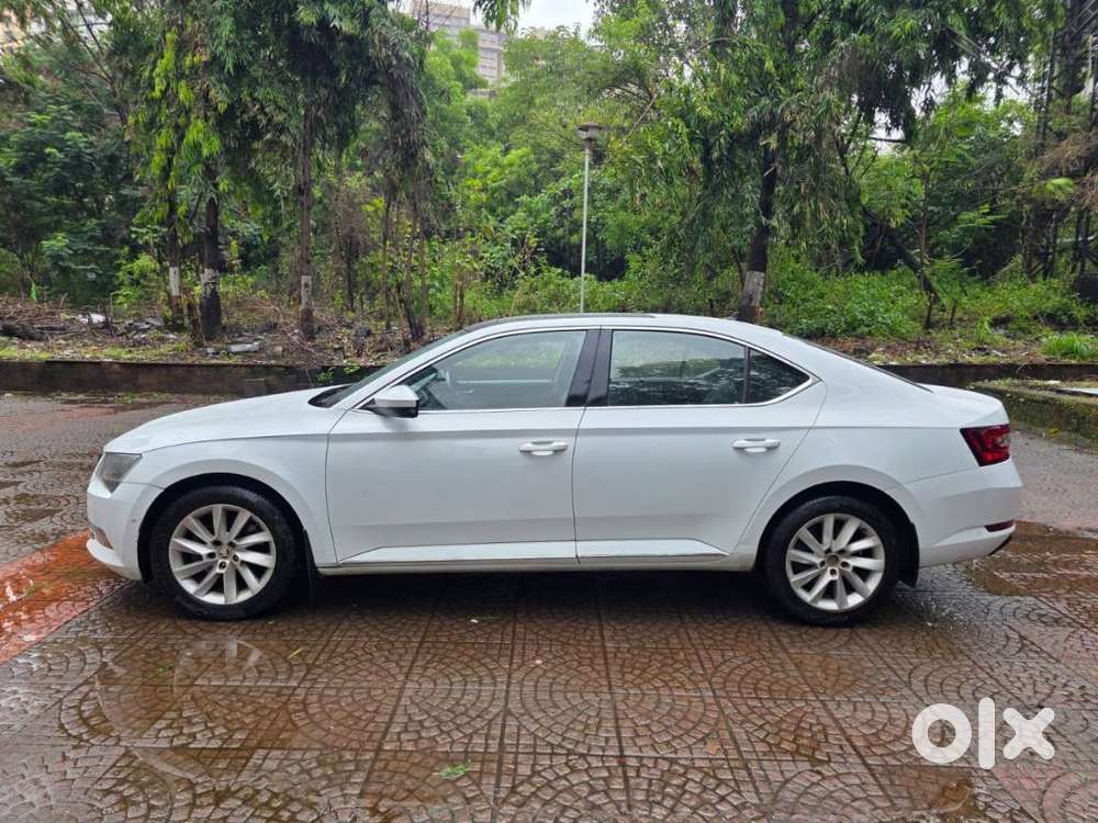 Skoda Superb L&k 1.8 Tsi At, 2019, Petrol