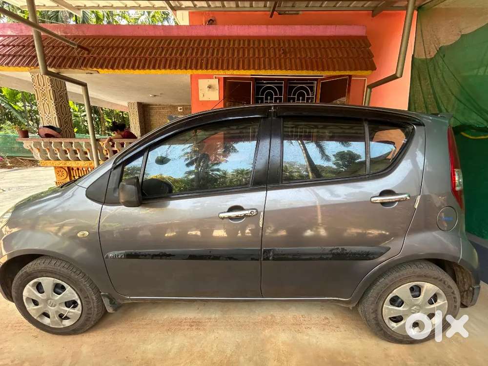 Maruti Suzuki Ritz 2011 Petrol 77176 Km Driven