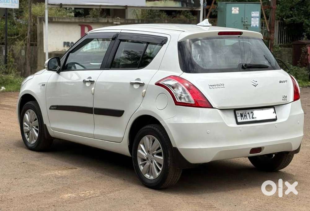 Maruti Suzuki Swift Zxi, 2015, Petrol
